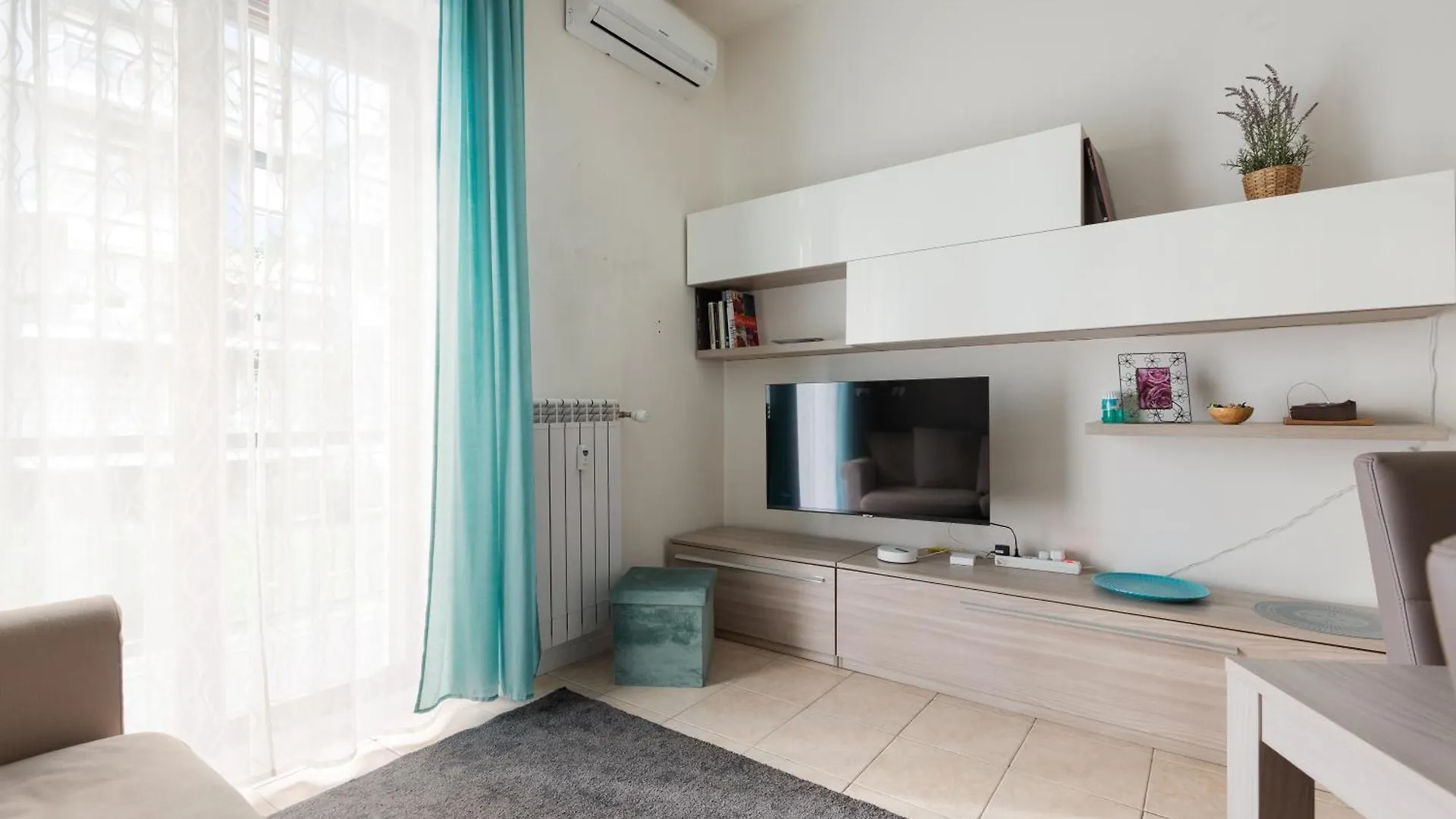 M1 Gambara Balcony Studio Mailand Apartment